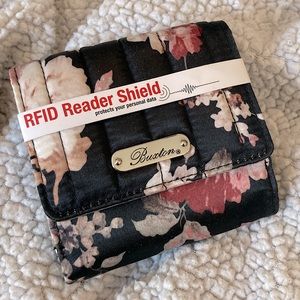 BUXTON floral wallet with RFID reader shield
